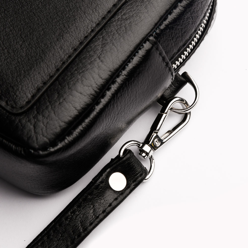 کیف پاسپورتی طرح اورانوس چرم مشکی ساده