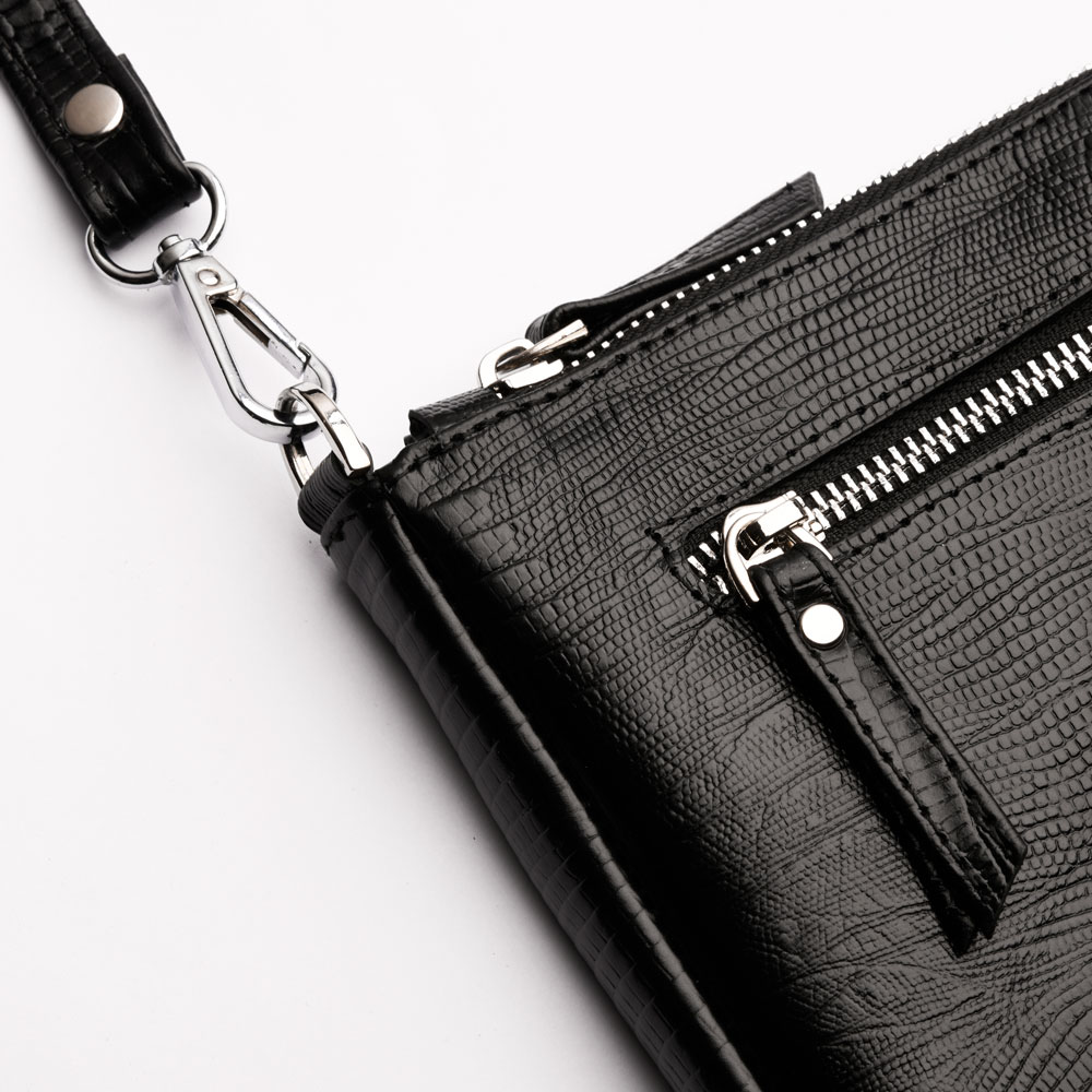 کیف دوشی زنانه طرح ویولتا چرم لیزاد مشکی کیف دوشی زنانه طرح ویولتا چرم لیزاد مشکی