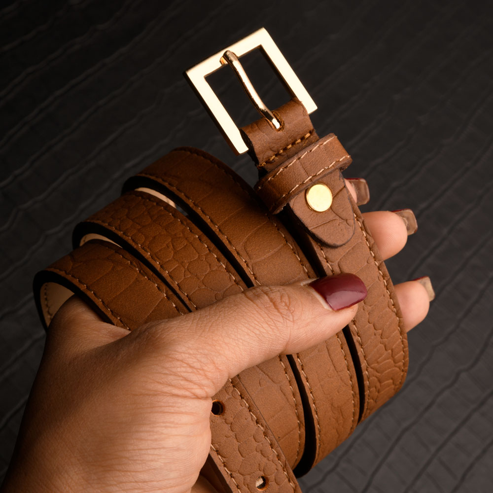 کمربند زنانه چرم عسلی سگک طلایی کمربند زنانه چرم عسلی سگک طلایی