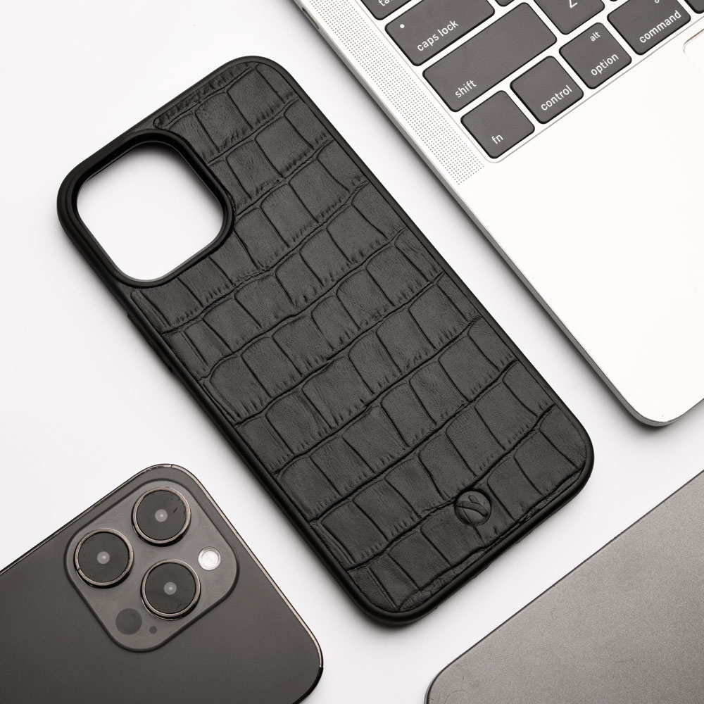 قاب آیفون 14 پرومکس چرم