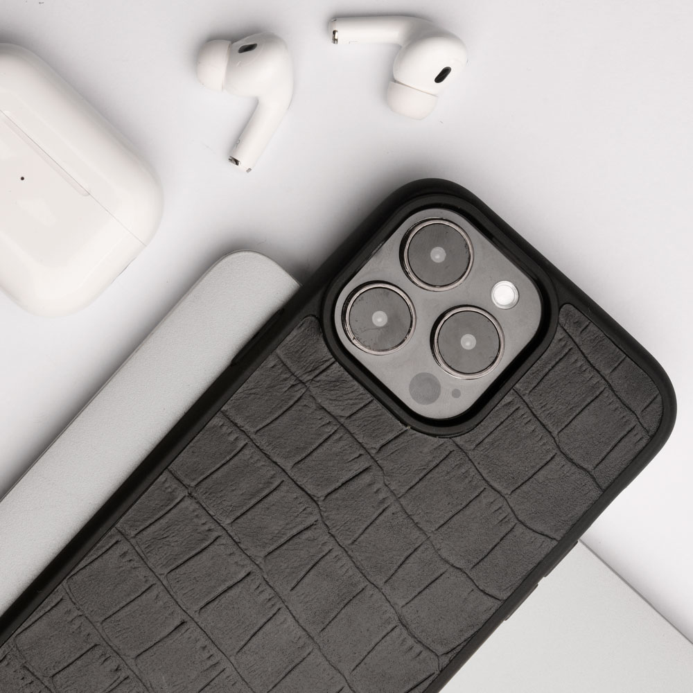 قاب آیفون 14 پرومکس چرم