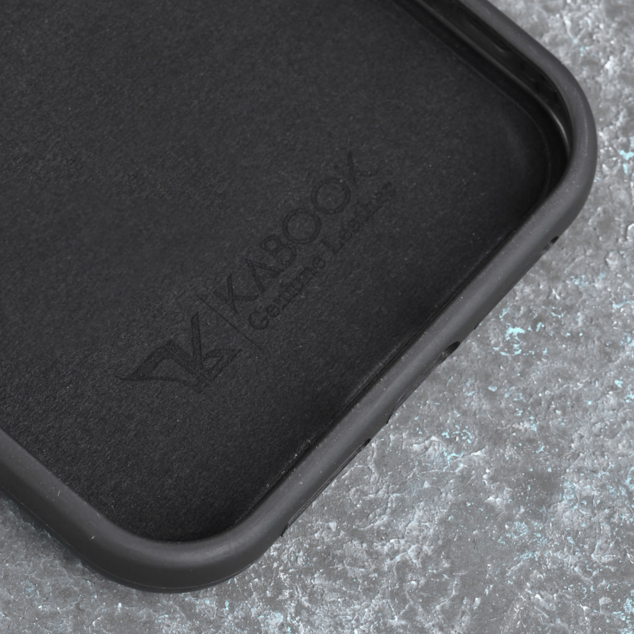 قاب آیفون 14 پرومکس چرم