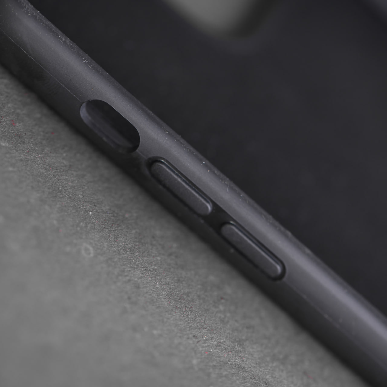 قاب آیفون 14 پرومکس چرم