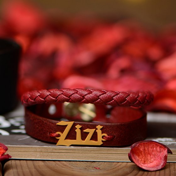 دستبند طلا چرم با پلاک اسم زی زی