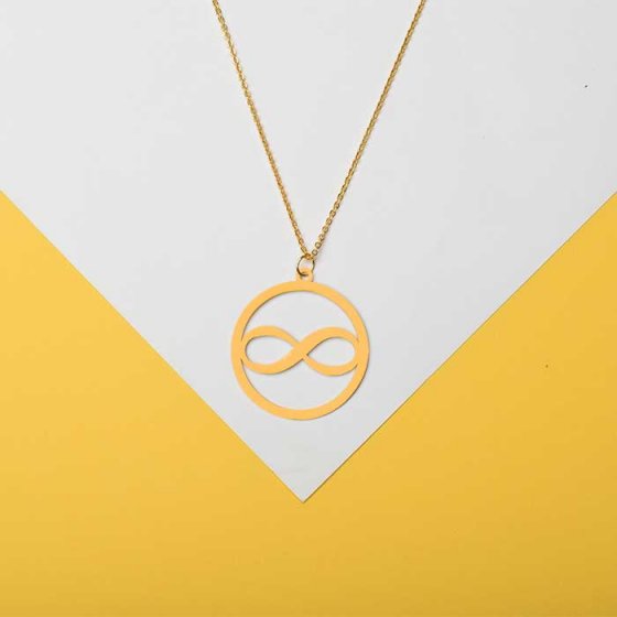 گردنبند زنجیری طلا با پلاک بی نهایت