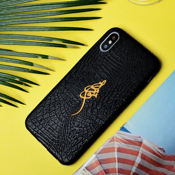 قاب موبایل چرم با پلاک اسم نوشین