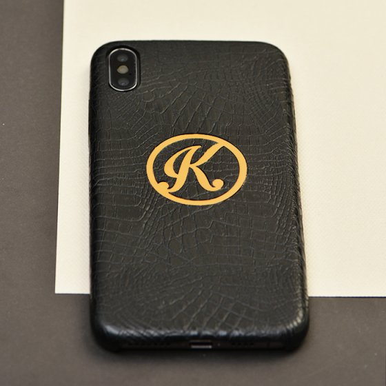 قاب موبایل چرم با پلاک حرف K