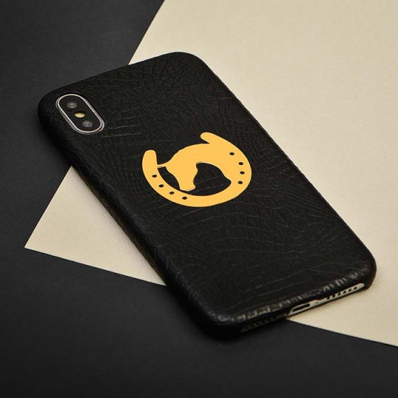 قاب موبایل چرم با پلاک نعل اسب