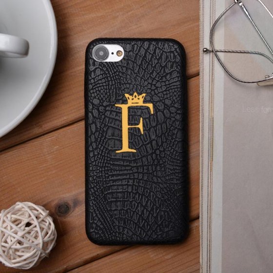 قاب موبایل چرم با پلاک حرف F
