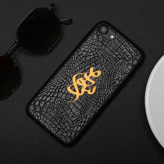 قاب موبایل چرم با پلاک اسم مهسا