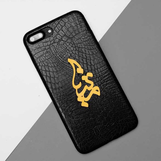 قاب موبایل چرمی با پلاک اسم متینا