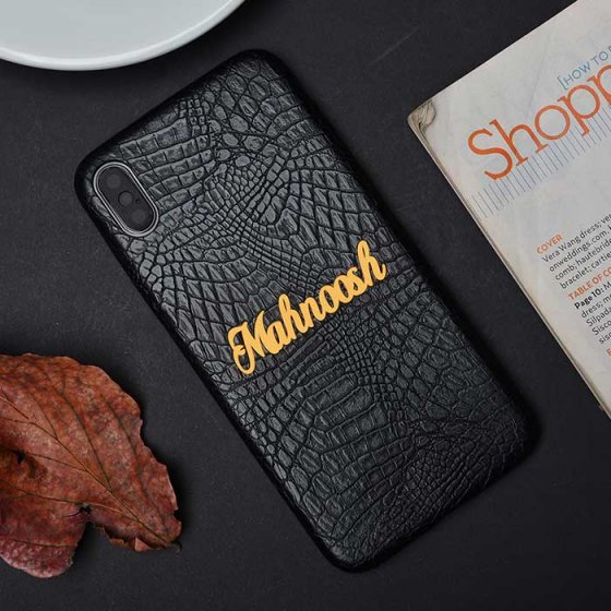 قاب موبایل چرمی با پلاک مهنوش