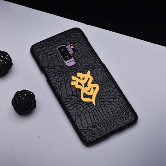 قاب موبایل چرمی اسم فرناز