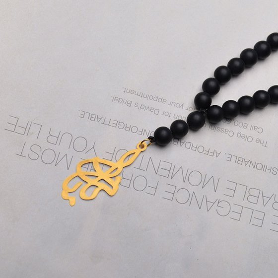 گردنبند اونیکس با پلاک طلا اسم نادیا