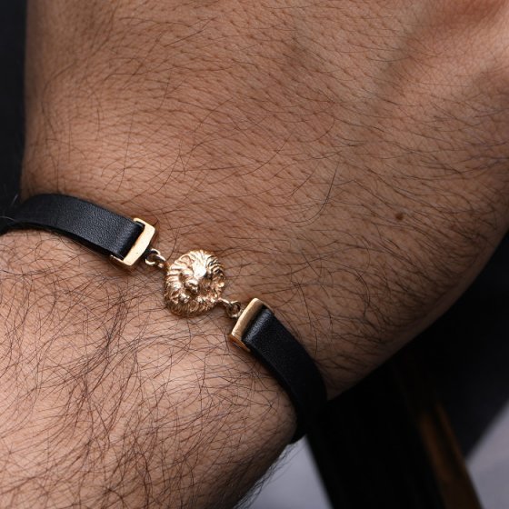 دستبند مردانه طلا طرح کله شیر