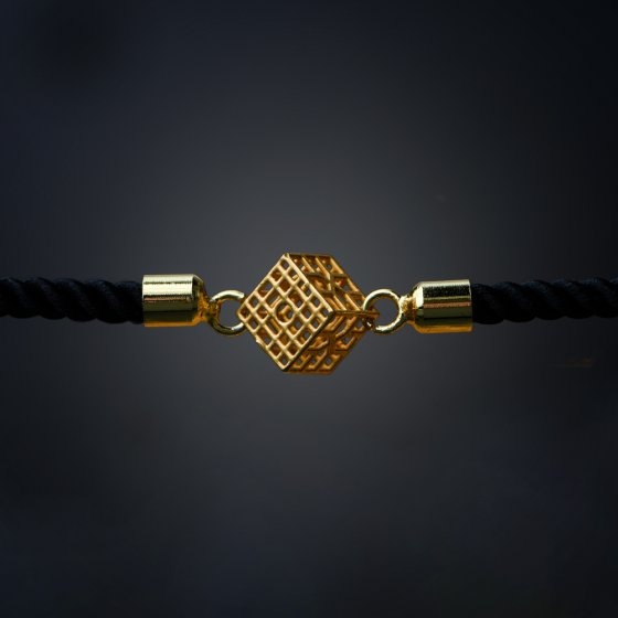 دستبند طلا طرح مکعب