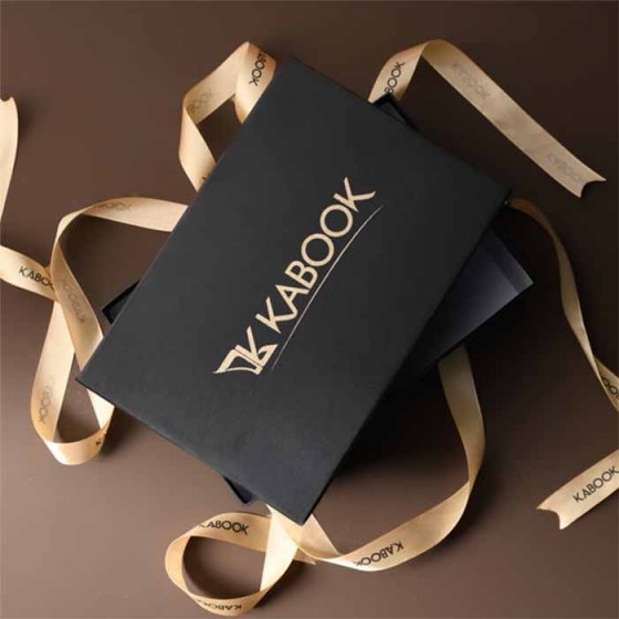 کلاه چرم مشکی با پلاک اسم آرش