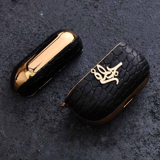 قاب چرم ایرپاد با پلاک اسم جعفر