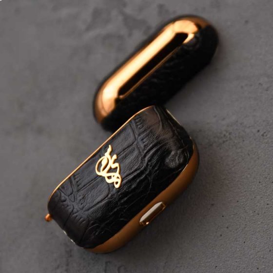 قاب چرم ایرپاد با پلاک اسم سمیه