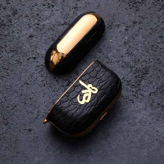 قاب چرم ایرپاد با پلاک اسم نادر