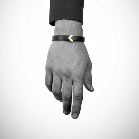 دستبند مردانه طلا چرم طرح پراگون