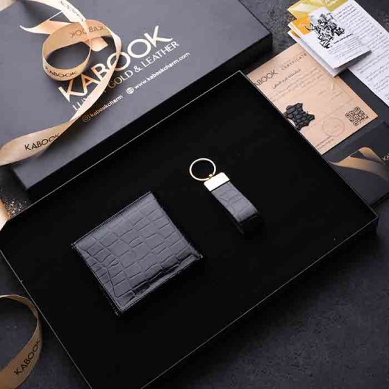 ست هدیه چرم جاکلیدی و کیف جیبی مشکی