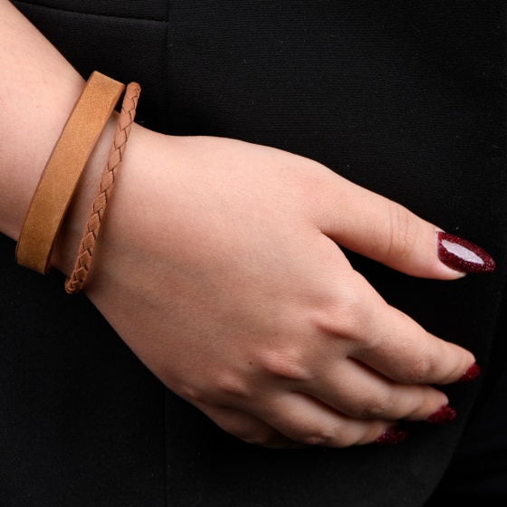 دستبند چرم 67 عسلی ساده