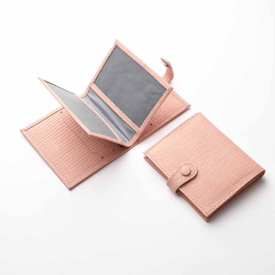 کیف کارت 4 لت چرم صورتی