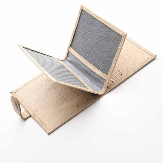 کیف کارت 4 لت چرم کرم