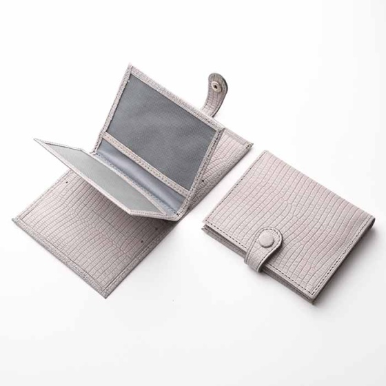 کیف کارت 4 لت چرم خاکستری