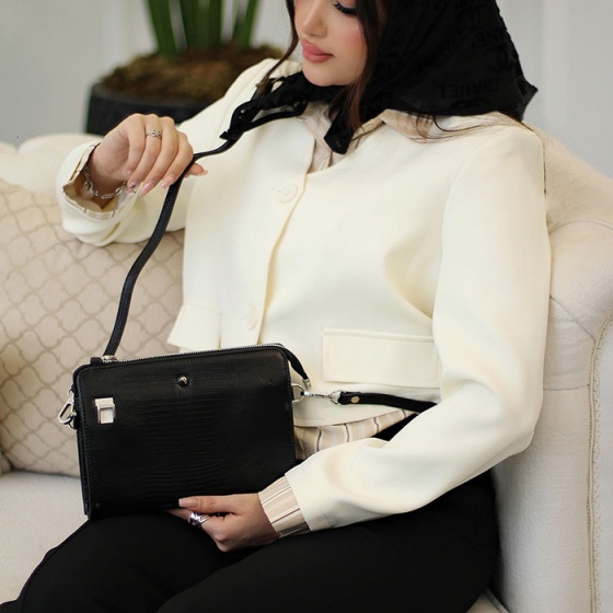 کیف دوشی زنانه طرح دیوا چرم لیزارد مشکی