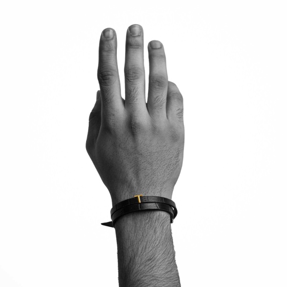 دستبند مردانه طلا چرم حرف T