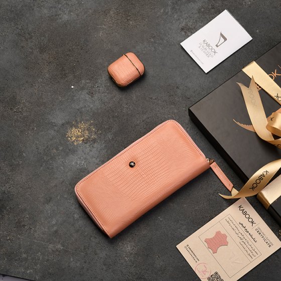 ست قاب ایرپاد و کیف پول چرم صورتی