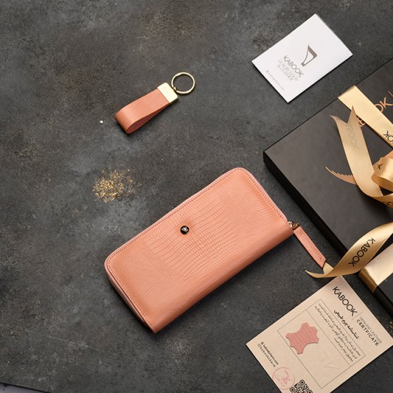 ست جاکلیدی و کیف پول چرم صورتی