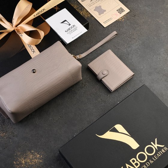 ست کیف آرایشی و کیف کارت 4 لت چرم خاکستری