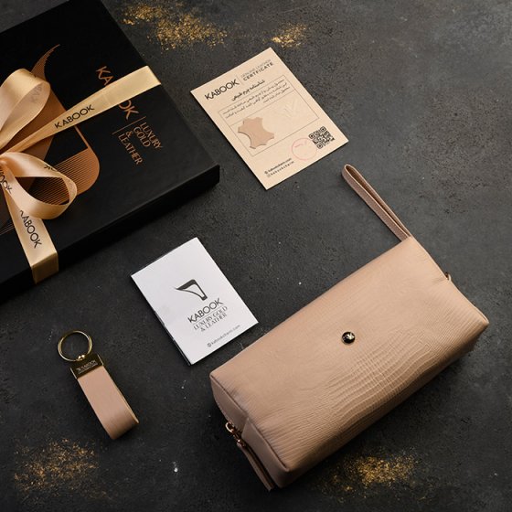 ست جاکلیدی و کیف آرایشی زنانه کرم