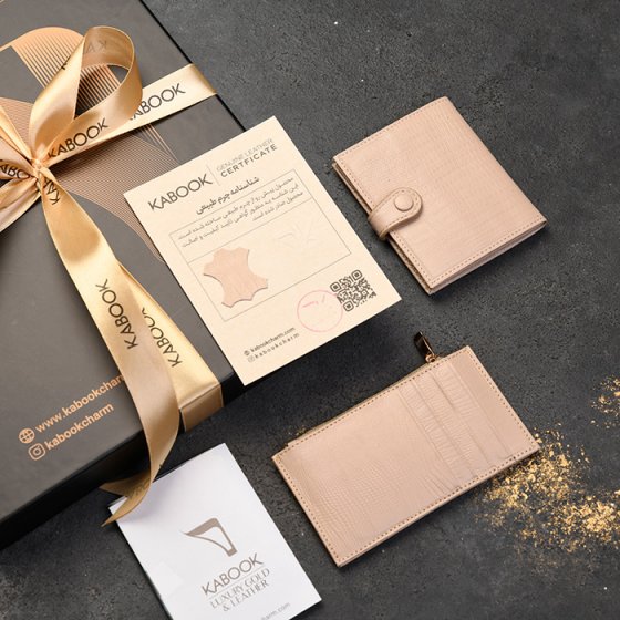 ست کیف کارت زیپی و کیف کارت 4لت زنانه چرم کرم