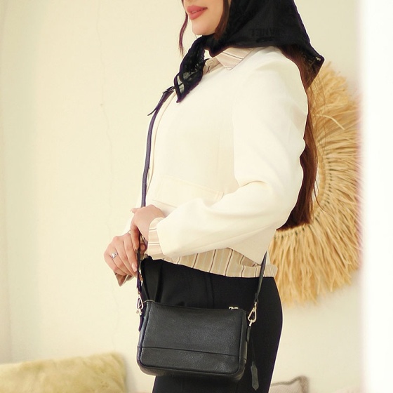 کیف دوشی زنانه چرم طرح آلین چرم فلوتر مشکی