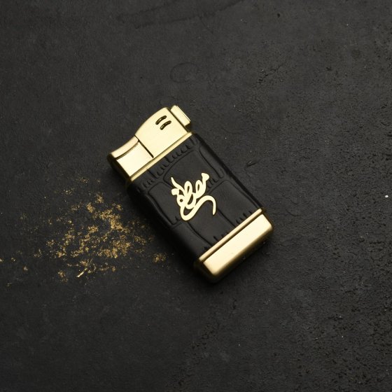 فندک طلا چرم اسم مصطفی