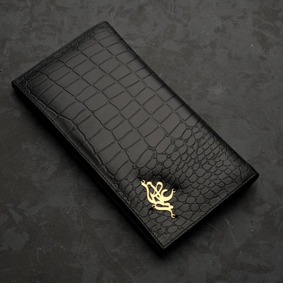 کیف کتی چرم طبیعی با رنگ مشکی اسم علیرضا 