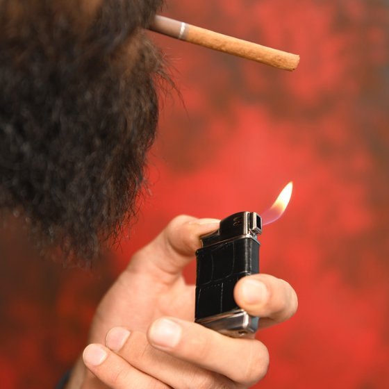 فندک طلا چرم اسم سیاوش