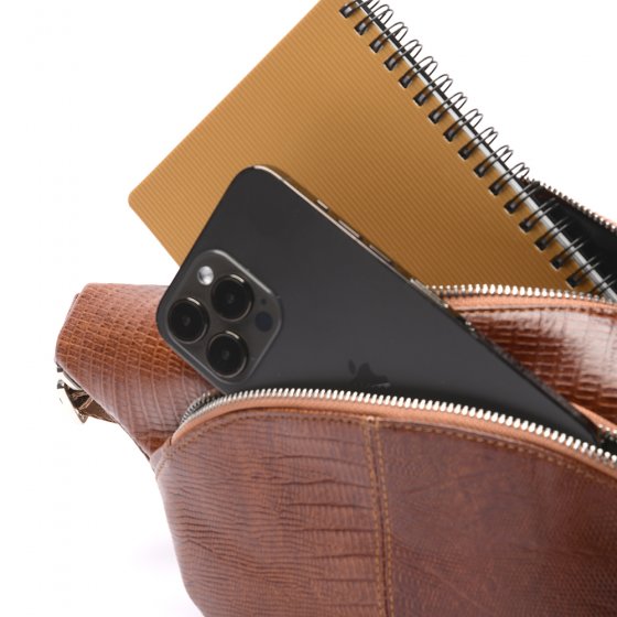 کیف کمری طرح شاهین چرم لیزارد عسلی k