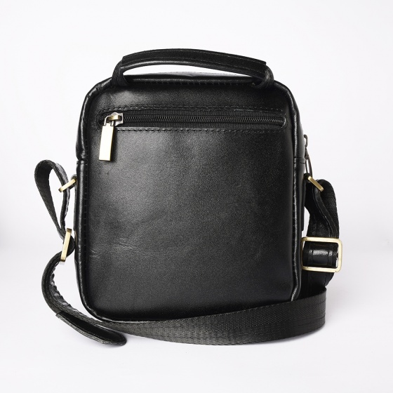 کیف کراس بادی مردانه طرح کایسر چرم ساده مشکی