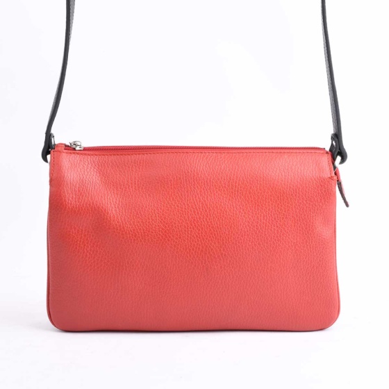 کیف دوشی زنانه طرح لاریسا چرم قرمز فلوتر