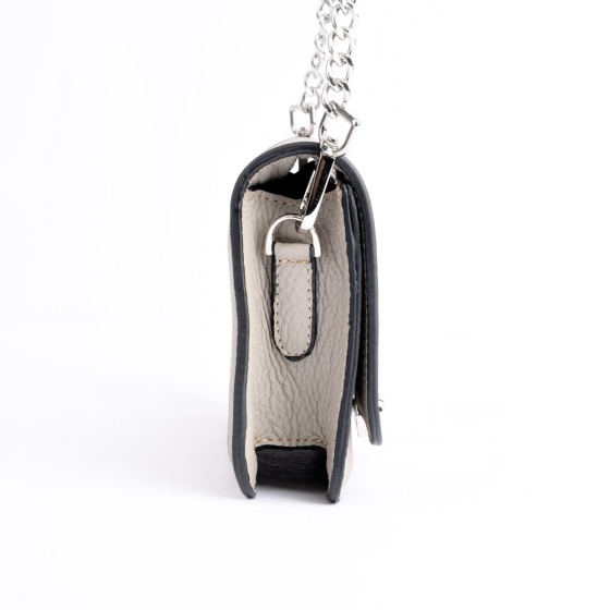 کیف زنانه مجلسی طرح هانیس چرم فلوتر کرم