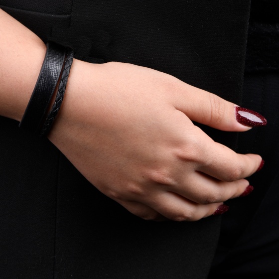 دستبند چرم 67 مشکی مونت بلانک