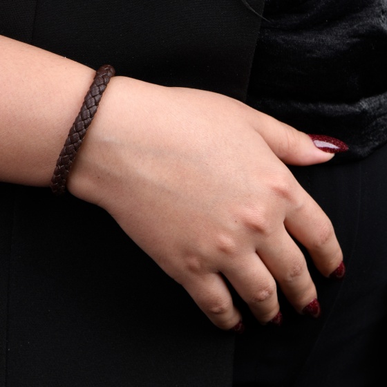 دستبند بافت قهوه ای براق