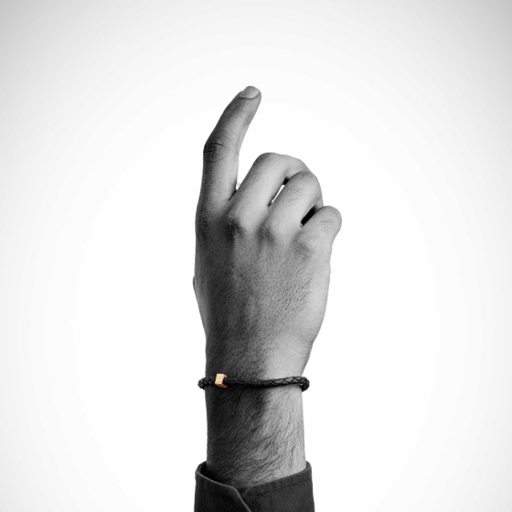 دستبند چرم و طلا مردانه طرح درپانا