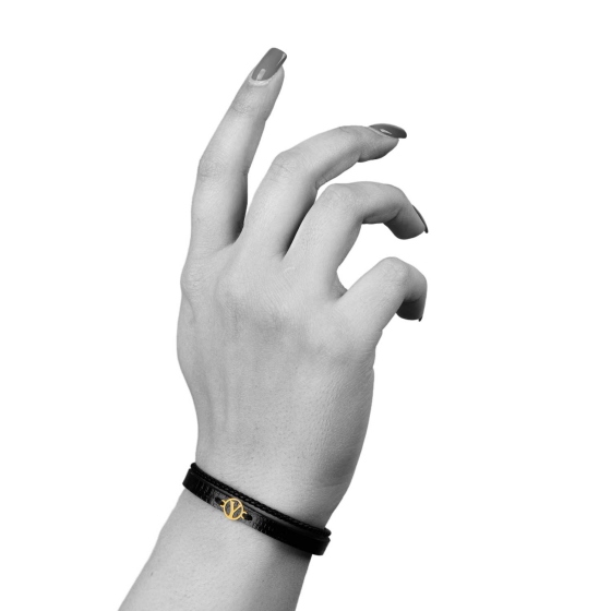 دستبند زنانه طلا چرم حرف Y