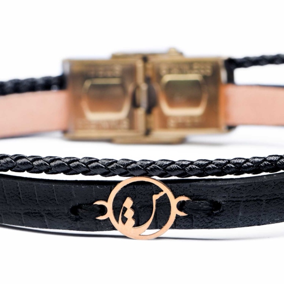 دستبند زنانه طلا چرم حرف ش